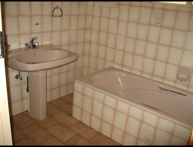 3 BEDROOM TOWNHOUSE FOR SALE IN MOKOPANE CENTRAL